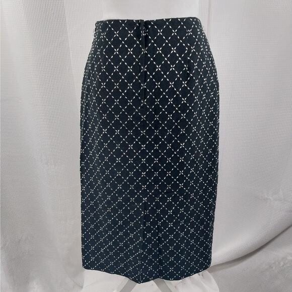 TALBOTS! RICH BLACK AND WHITE PATTERNED WEAVE STRETCH WOOL LOOK SKIRT! SZ 8 - Picture 7 of 10